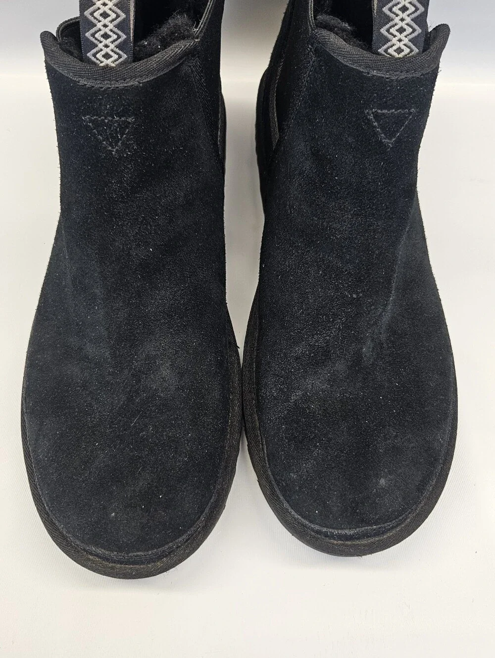 UGG Boots Neumel Chelsea Black Mens 14 Suede Pull On Lined Minimalist